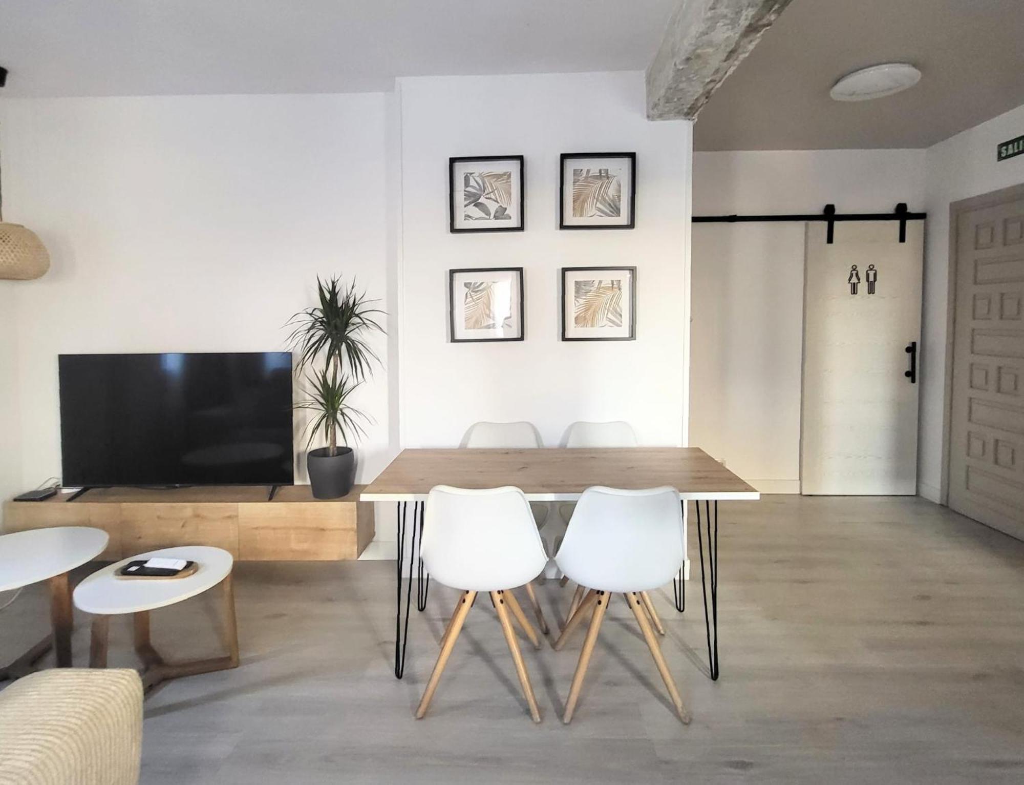 Crispin Candela Apartment *